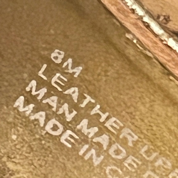 Lilly Pulitzer Gold Wedge - Picture 14 of 16